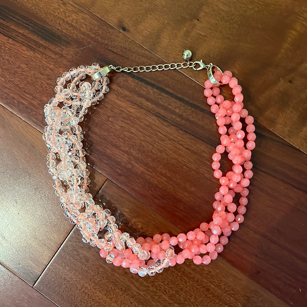 Women’s necklace